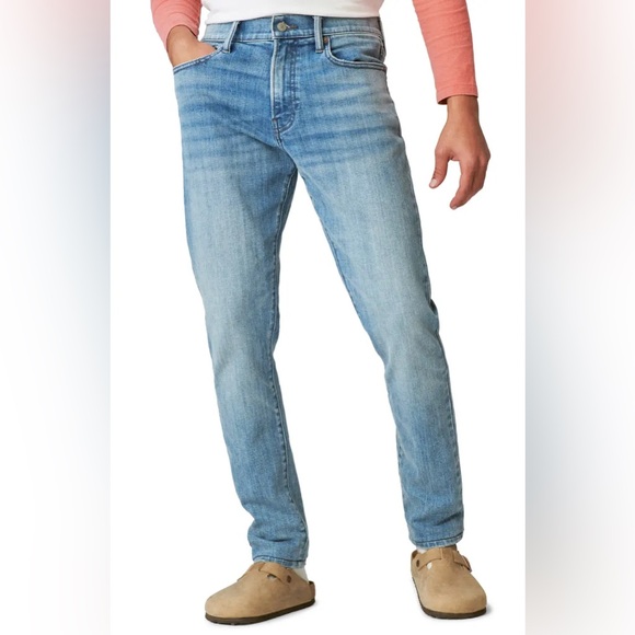Lucky Brand 411 CoolMax Athletic Taper Jeans Denim Slim Light Wash 32